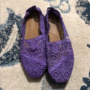 Purple lace toms size 6.5 gently used